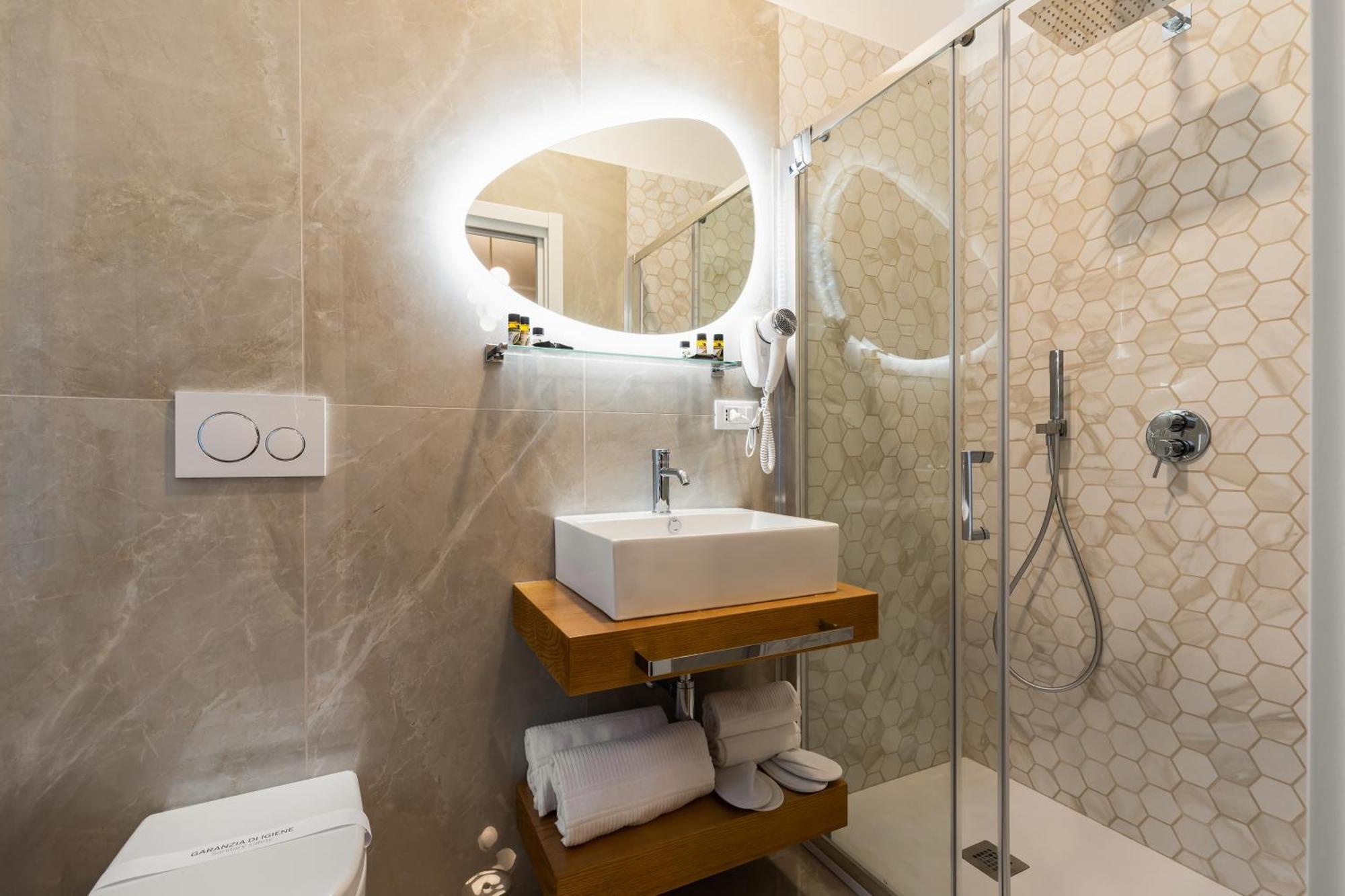 Albadea Deco&Jacuzzi Hotel Roma Ngoại thất bức ảnh